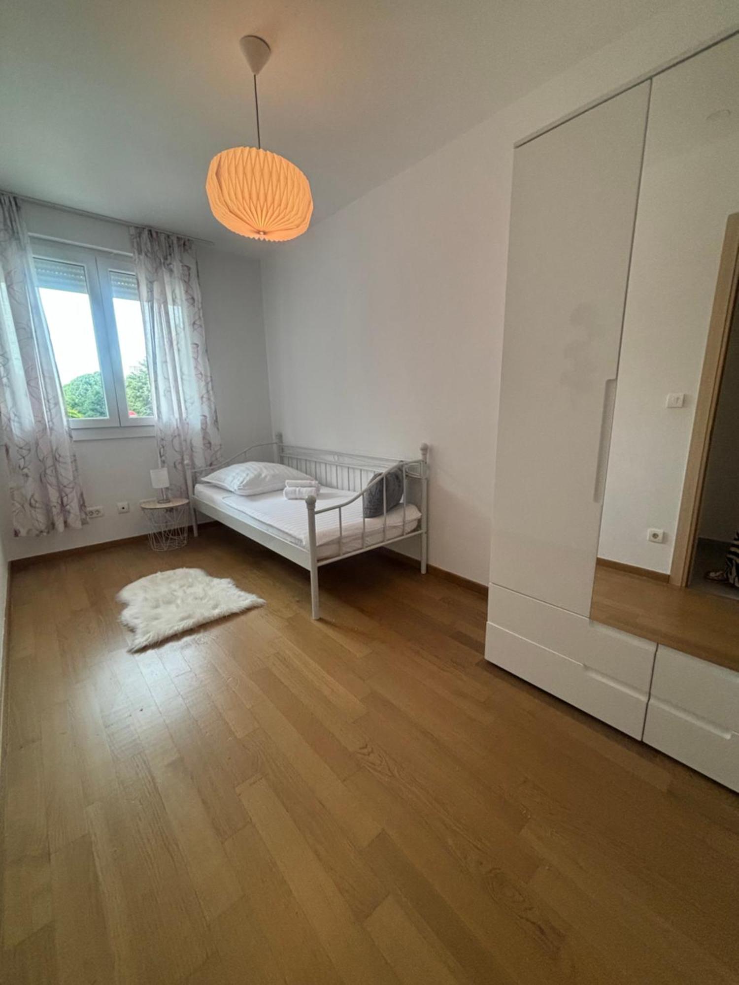 Apartment Dalmatinos Split Znjan Экстерьер фото